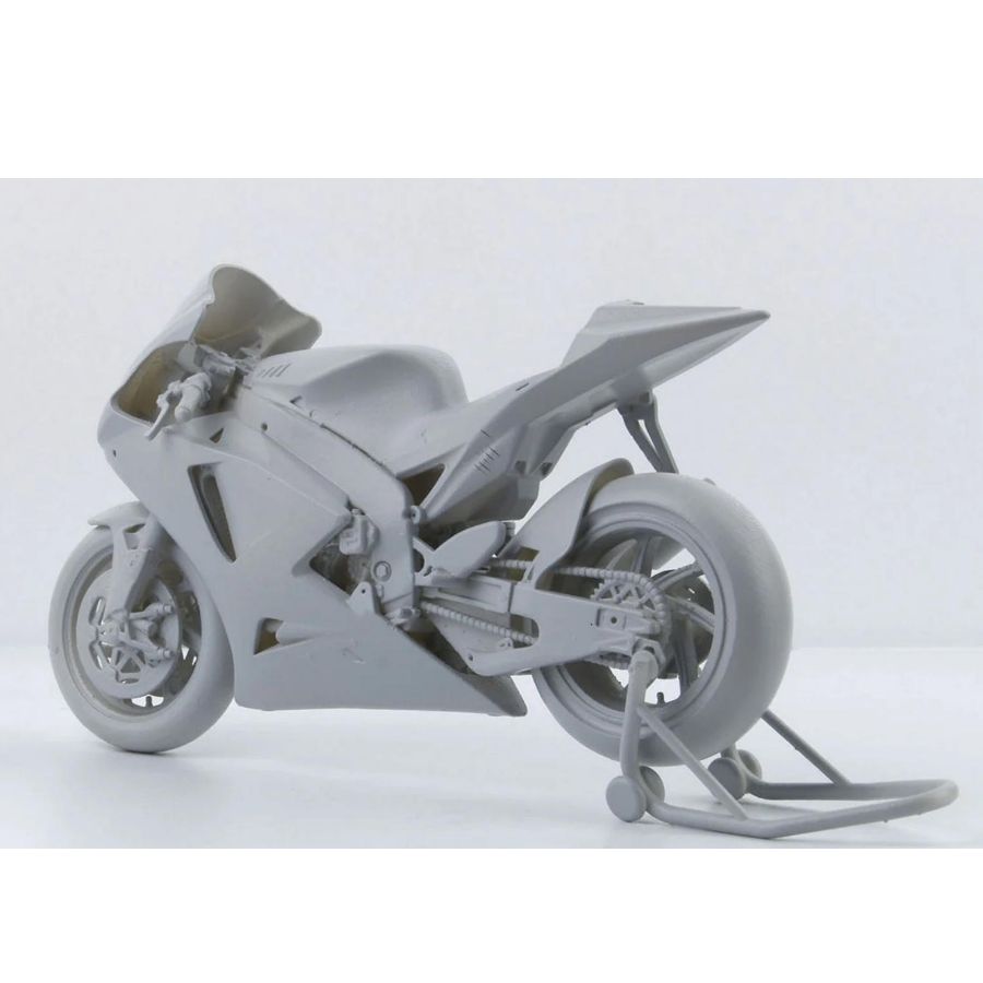 BEEMAX BX13002 1/12 Yamaha YZR - Model Kit Nissan Skyline avis et prix